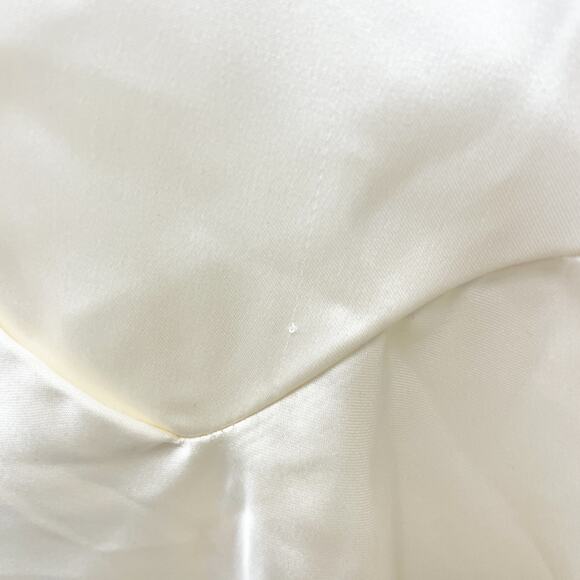 Kimchi Blue Women's Jensen Satin Fluted Maxi Skirt Off White Size XS - Picture 12 of 15